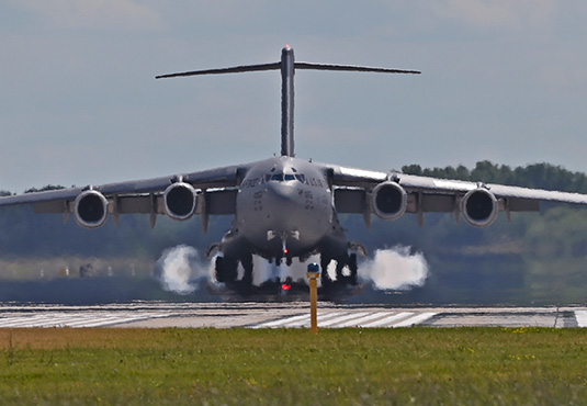 U.S. Air Force C-17 - JBLM